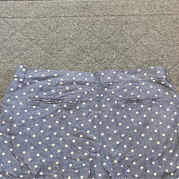 Old Navy Everyday Shorts Womens Size 16 Blue Polka Dot High Rise Chino Preppy - Picture 8 of 9